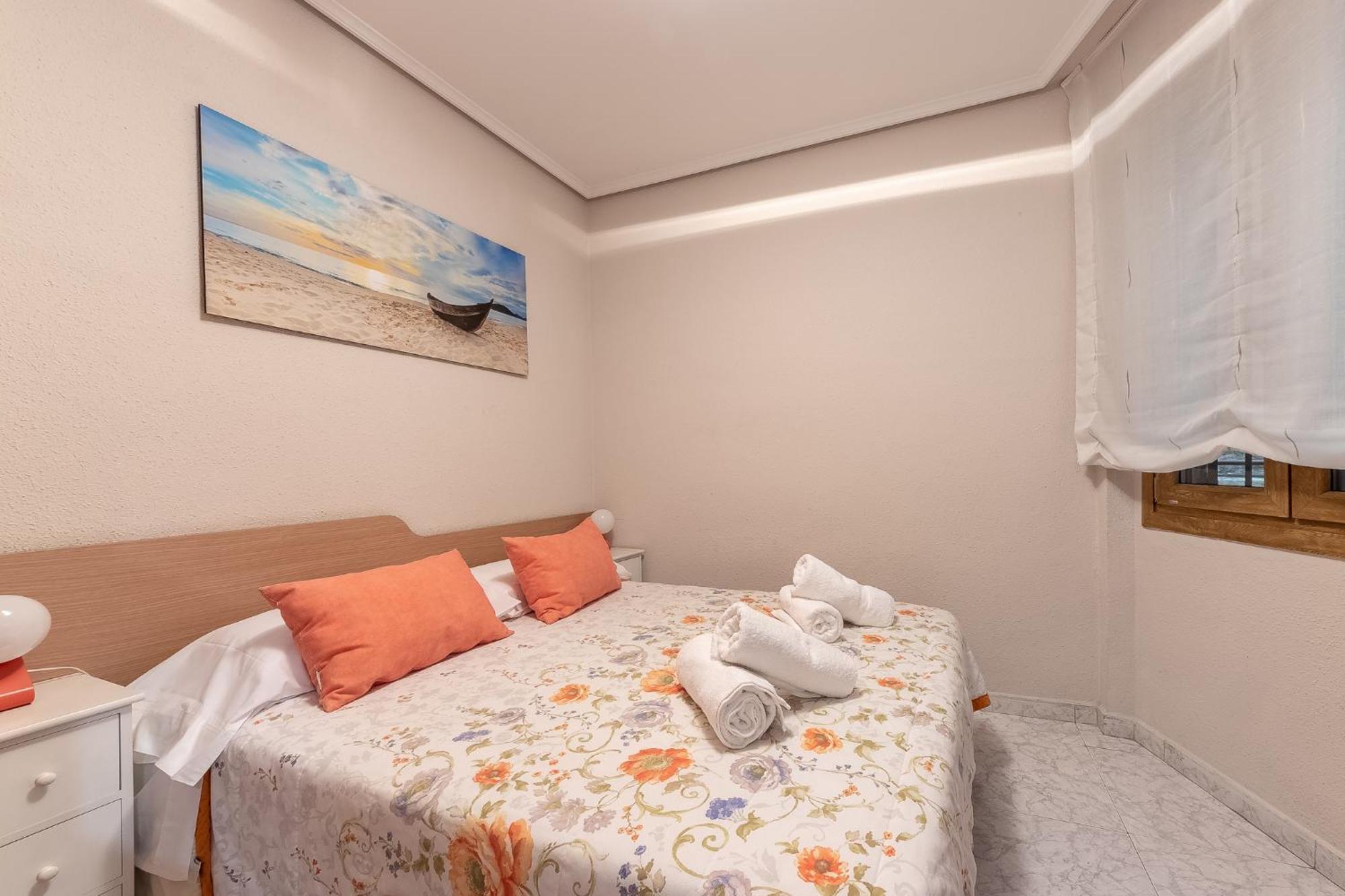Apartamento En El Mismo Corazon Del Casco Viejo Bilbao Bilik gambar