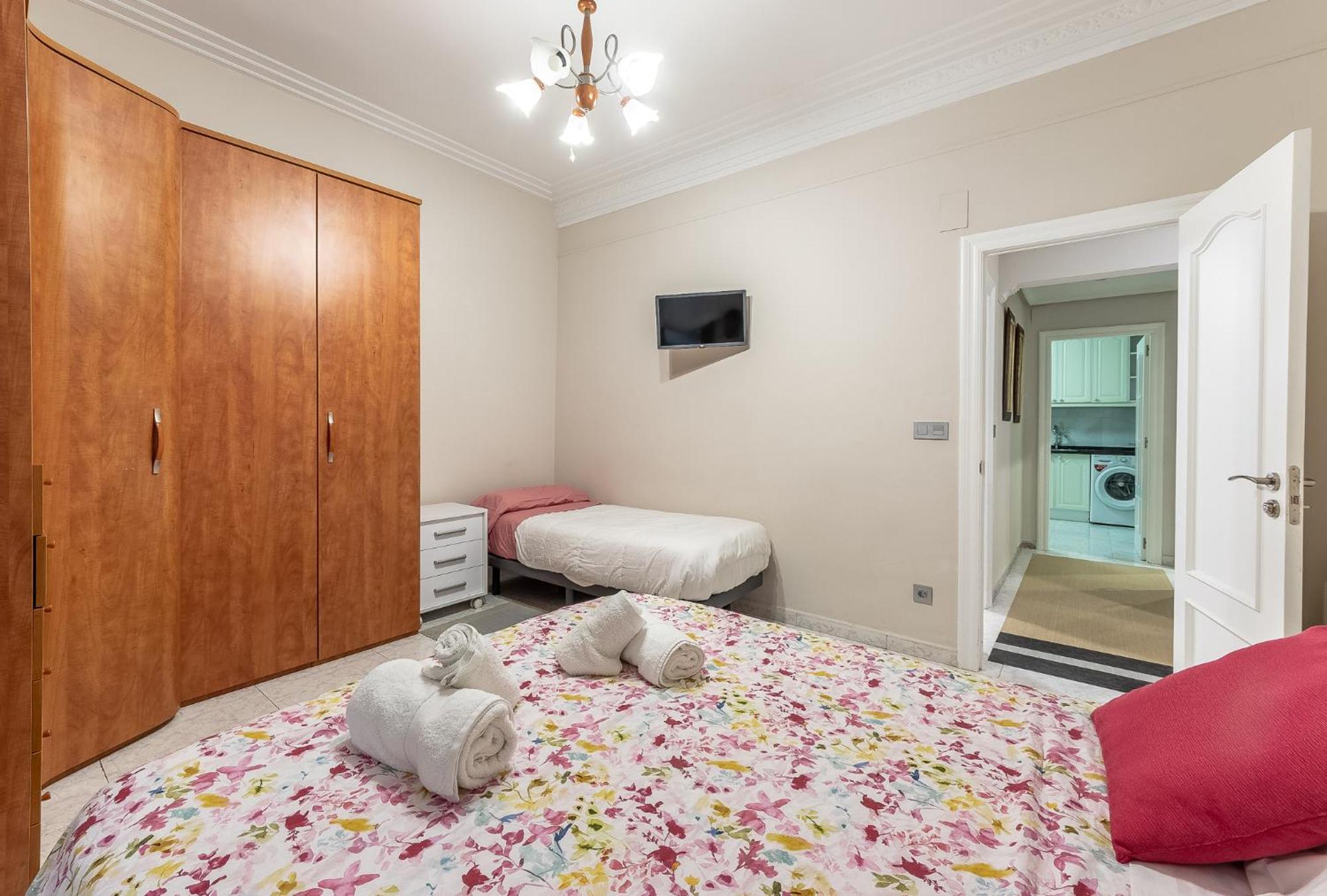 Apartamento En El Mismo Corazon Del Casco Viejo Bilbao Luaran gambar