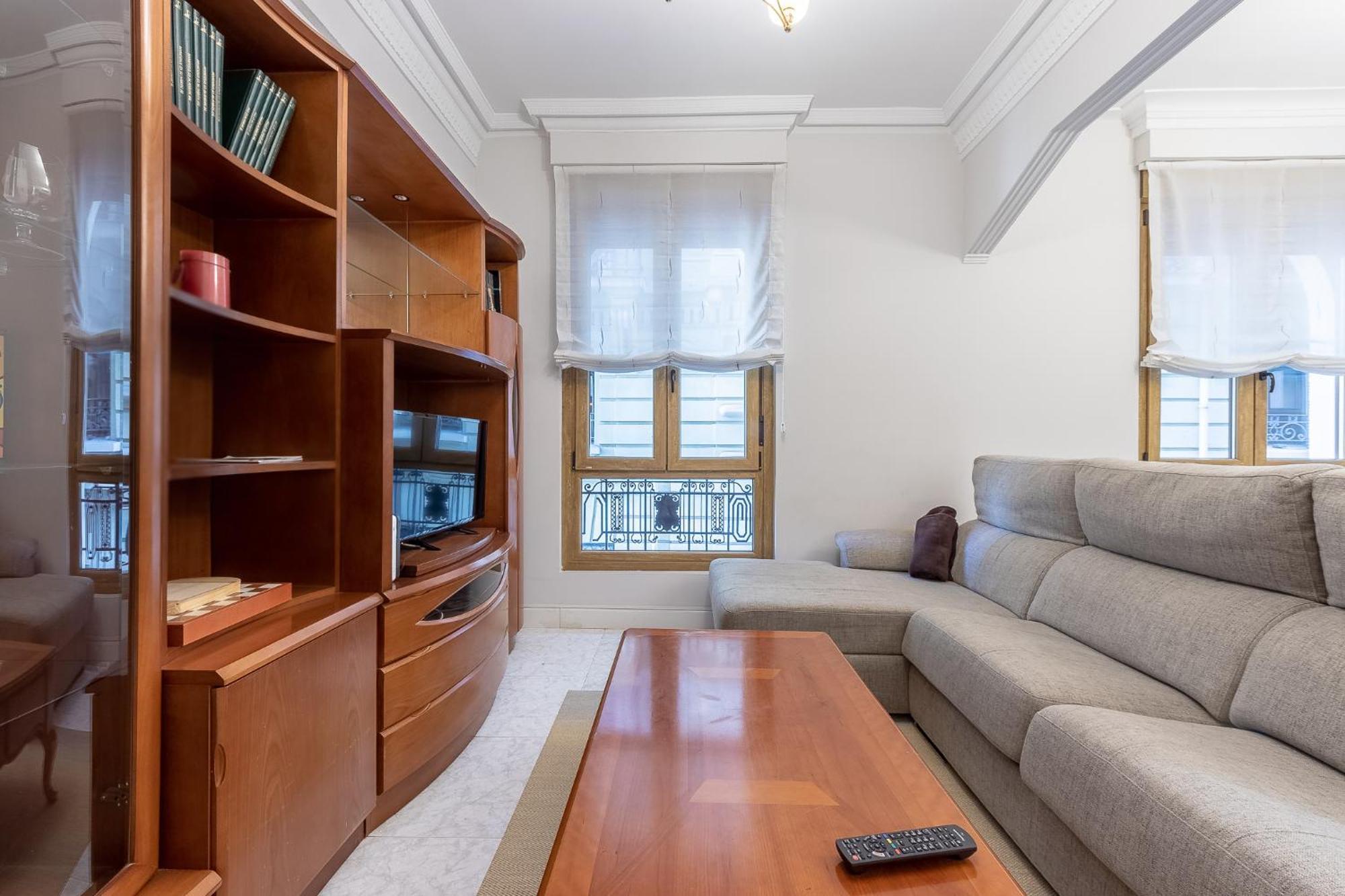 Apartamento En El Mismo Corazon Del Casco Viejo Bilbao Luaran gambar